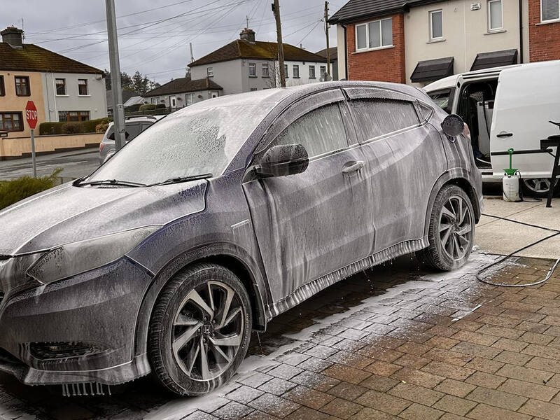 Car foam pre-wash